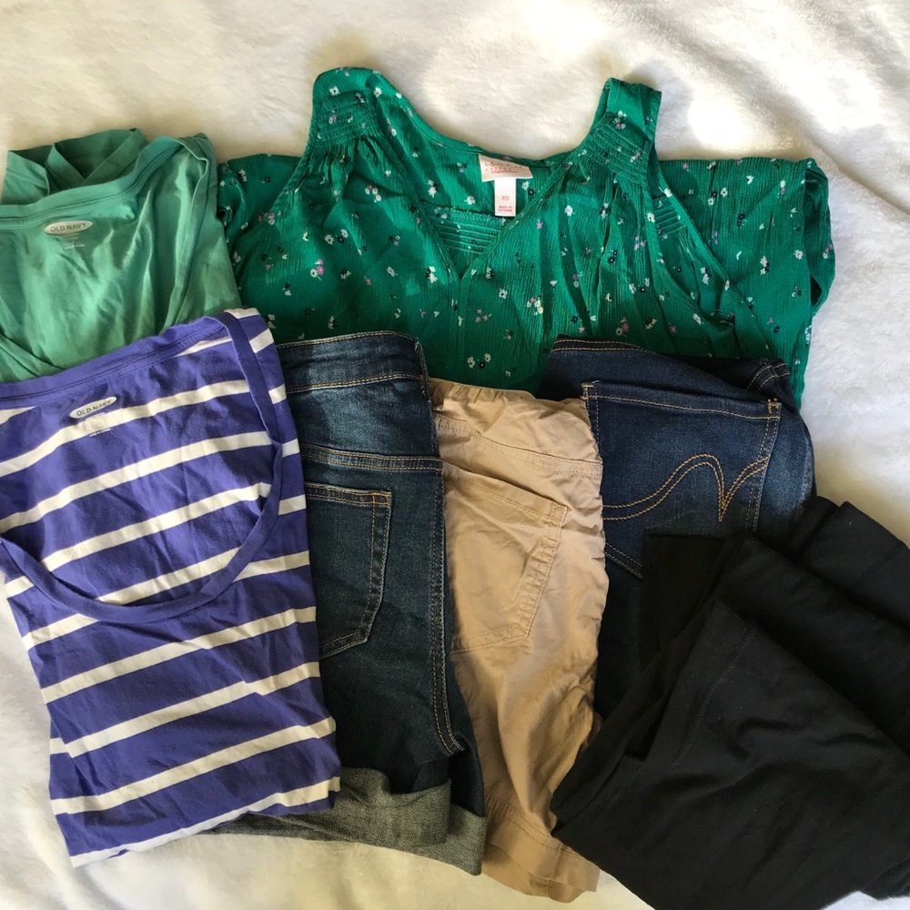 Maternity lot size XS-M (fits size small)
